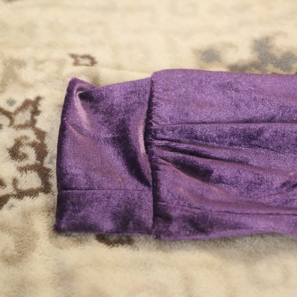 Material Girl Twist-Front Velour Sweater Crop Top - Picture 6 of 6